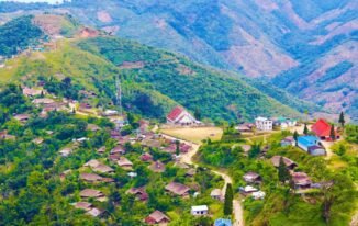 Longwa Village, Mon